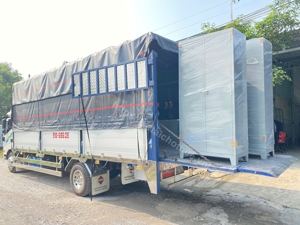Cho thuê xe tải 2 tấn bàn nâng tại TP.HCM