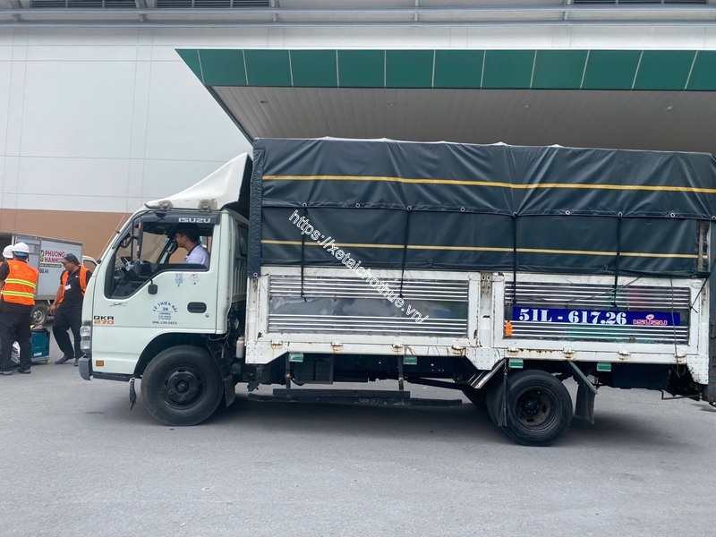 Đội ngũ An Sương bốc xếp đồ đạc gọn gàng, an toàn trong mỗi chuyến xe