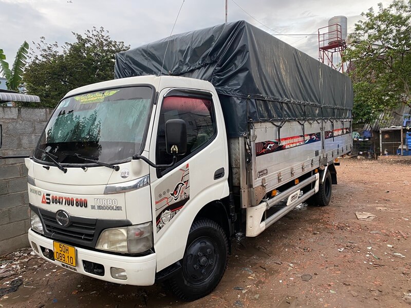 Xe tải đời mới, sạch sẽ