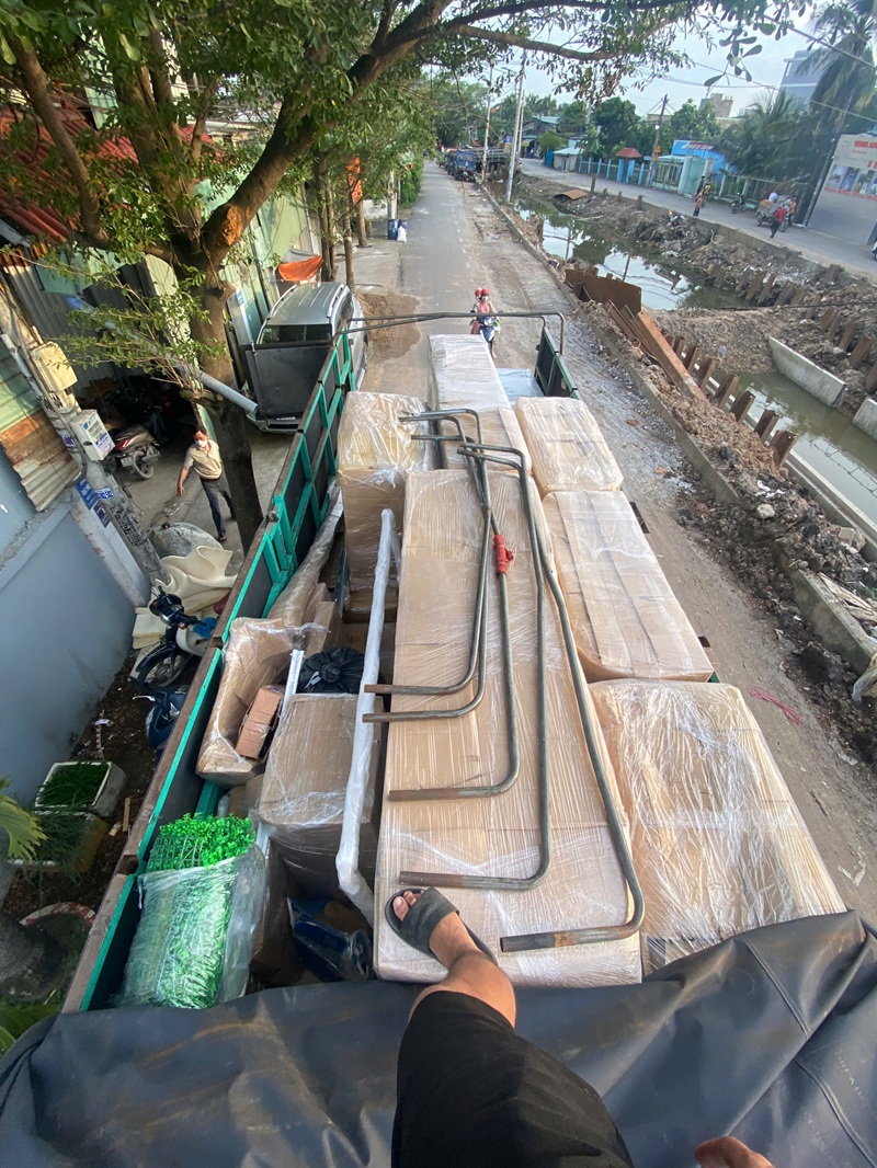 Thuê xe tải thùng dài kín chở gỗ, vật liệu gỗ, gỗ ghép an toàn