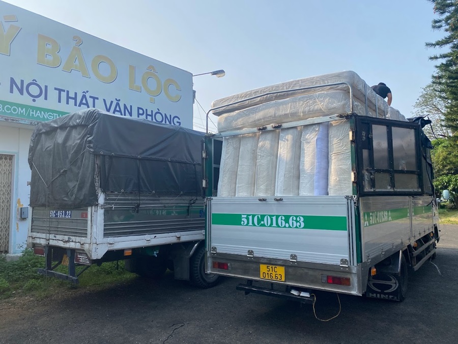 xe-tai-chuyen-tro-gia-sieu-re-duoi-500k-van-chuyen-nem