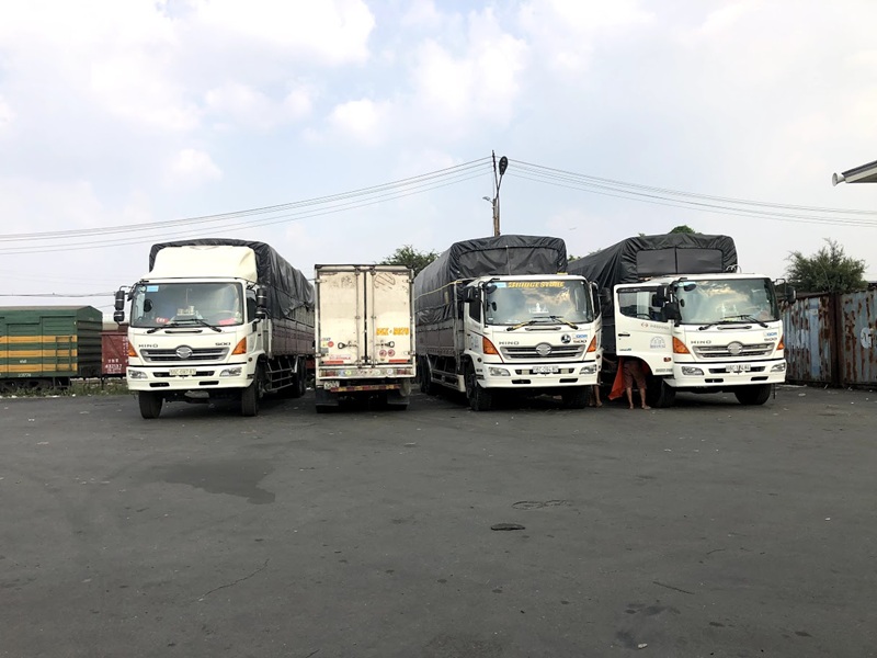 Cho thuê xe tải lớn giá rẻ chở đồ về quê, hàng hóa nhiều