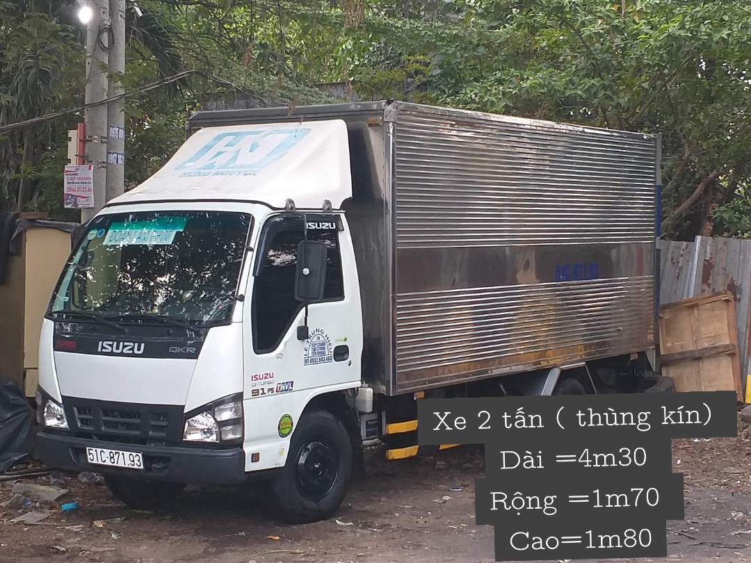 Xe tải 2 tấn thùng kín cho thuê chở hàng