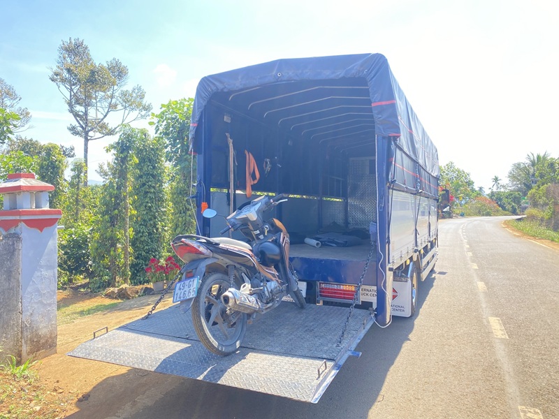 Cho thuê xe tải bàn nâng chuyên chở xe máy tại Vận Tải An Sương